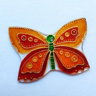 Motýlek k zavěšení do okna - malovaná vitráž (Suncatcher)