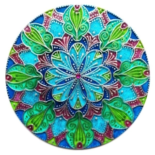 "Kouzel plná" - mandala vnitřní volnosti, vyrovnanosti a Radosti  (malba na skle - 12 cm)
